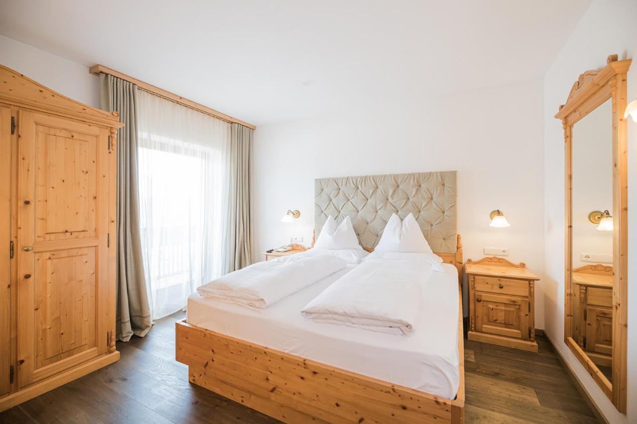 Hotel Winkler Sport & Spa Resort Сан-Лоренцо-ди-Себато Номер фото